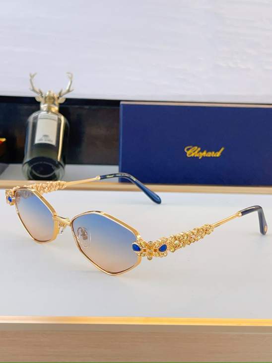 Picture of Chopard Sunglasses _SKUfw80049820fw